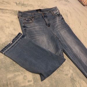 Women’s wide leg cropped jeans 31